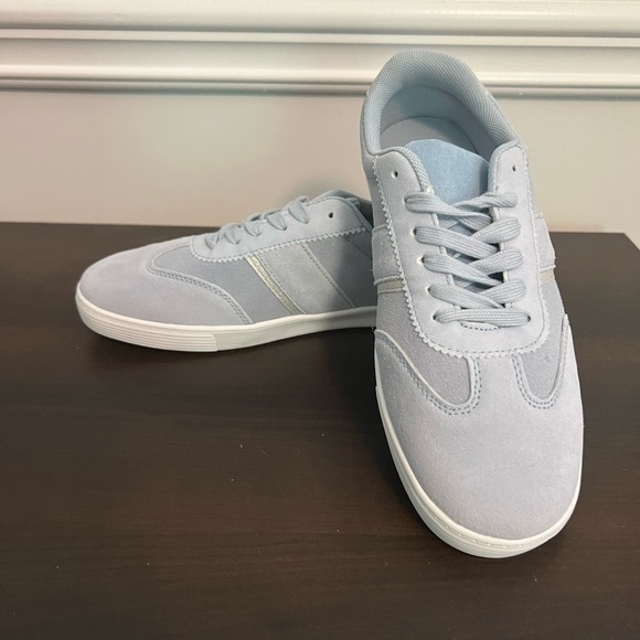 Serra Blue Suede Lace Up Sneakers Shoes Size 8 - Picture 3 of 8